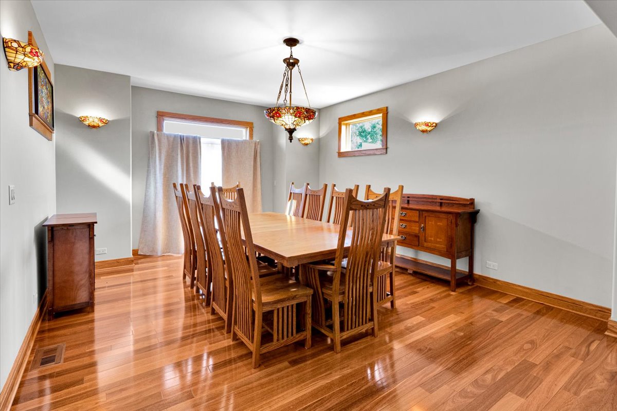 Dining room set for ten